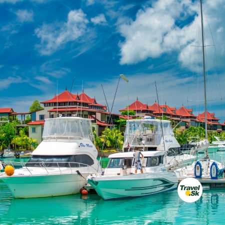 Panoramatický výhľad z Copolia Trail na Mahé